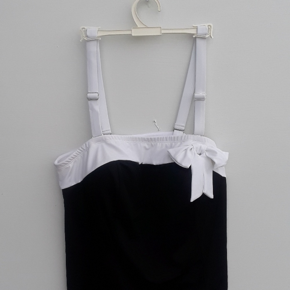 Black white bow one piece swimsuit